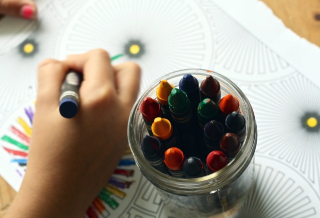 ponce_photography-crayons-1445053